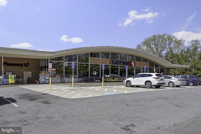 Building Photo - 8908 Charles Augustine Dr