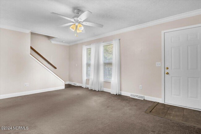 Building Photo - 3075 McCall St SW