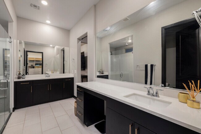 Building Photo - 33 Desert Juniper Ln