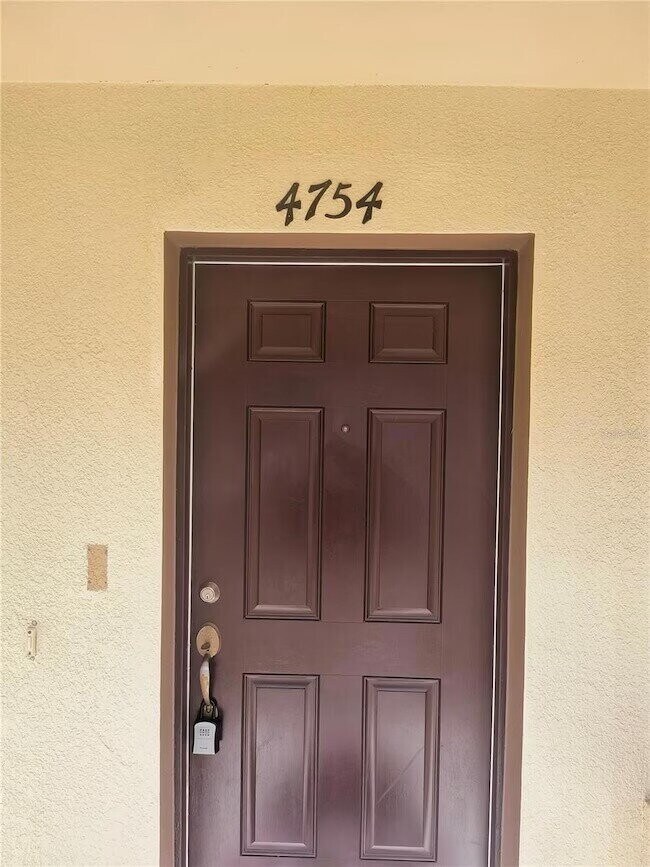 Building Photo - 4754 Chatterton Way