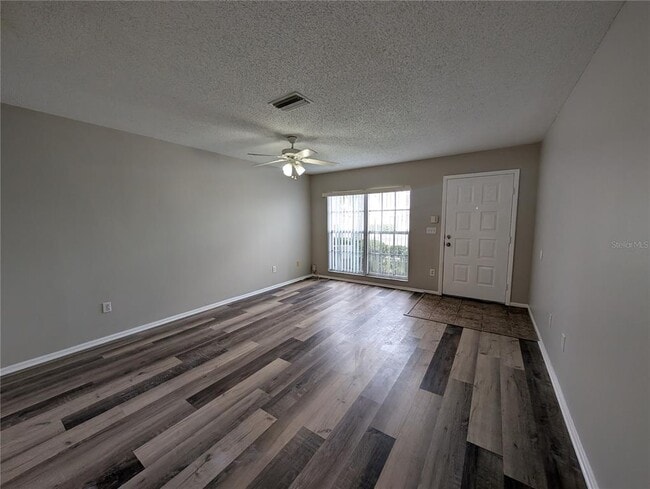 Building Photo - 414 Kensington Lake Cir