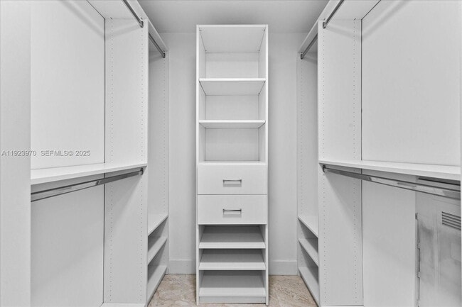 Building Photo - 488 NE 18th St