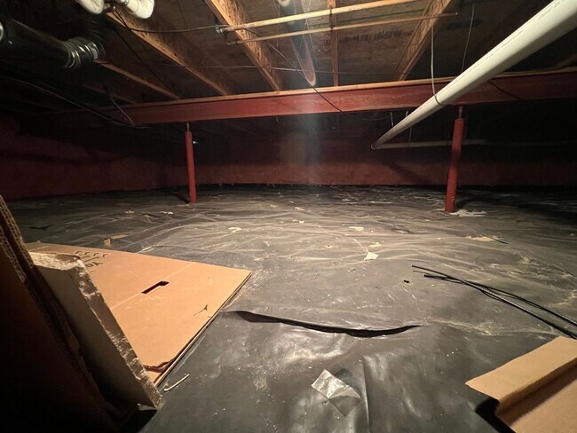 Building Photo - Literally One Block Away From Skyview Middle School