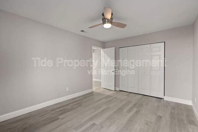 Building Photo - 1240 Maryland Dr