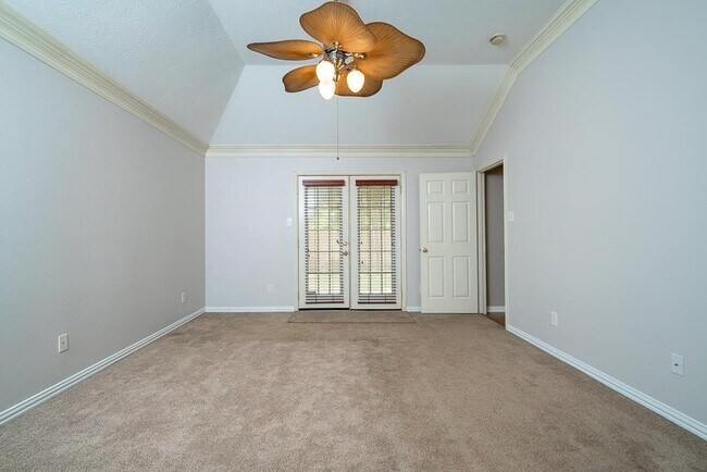 Building Photo - 7415 Vine Grove Ct