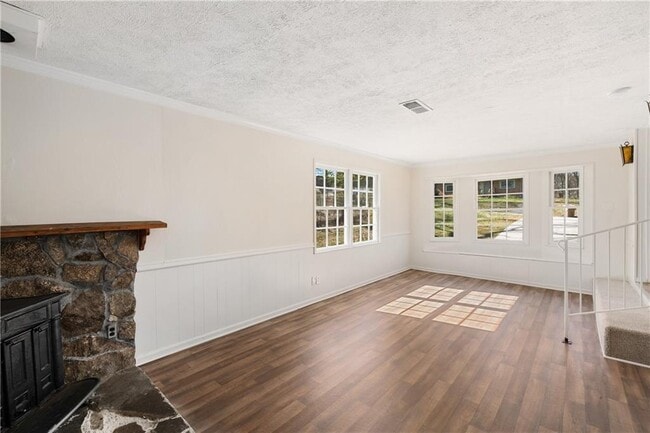 Building Photo - 3841 Cherokee Trail