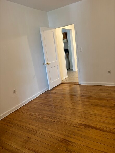 Primary Bedroom - opposite view - 240 Sommerville Pl