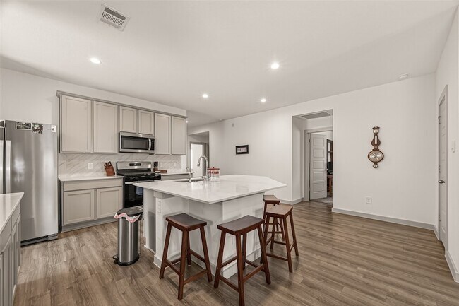 Building Photo - 1119 Kinder Sky Ln