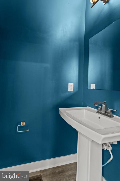 Building Photo - 224 S Newkirk St