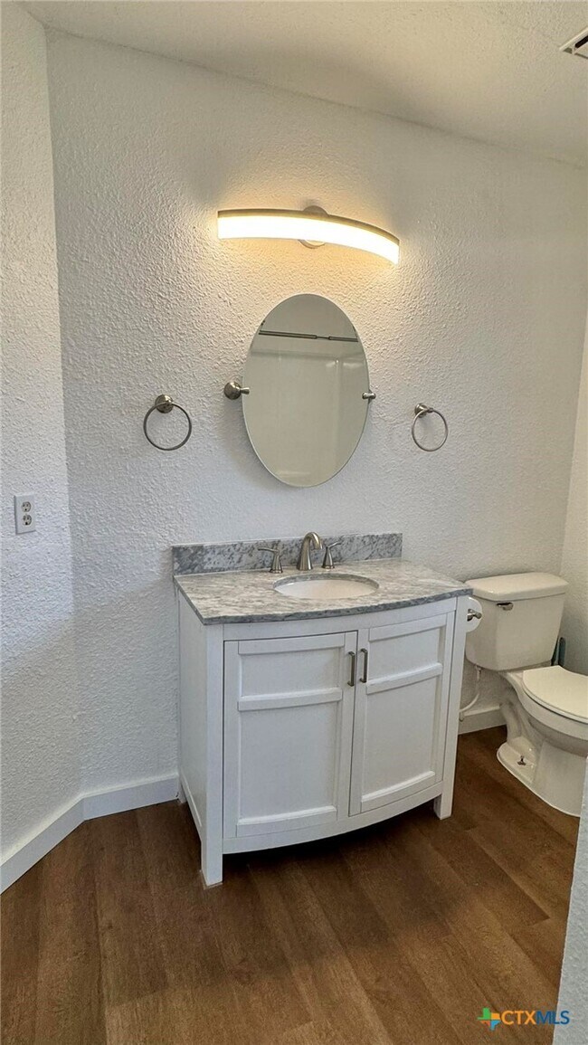 Building Photo - 2207 Purser Dr