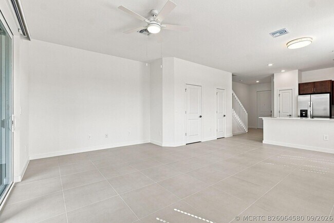 Building Photo - 147 Lakeside Lndg Ct