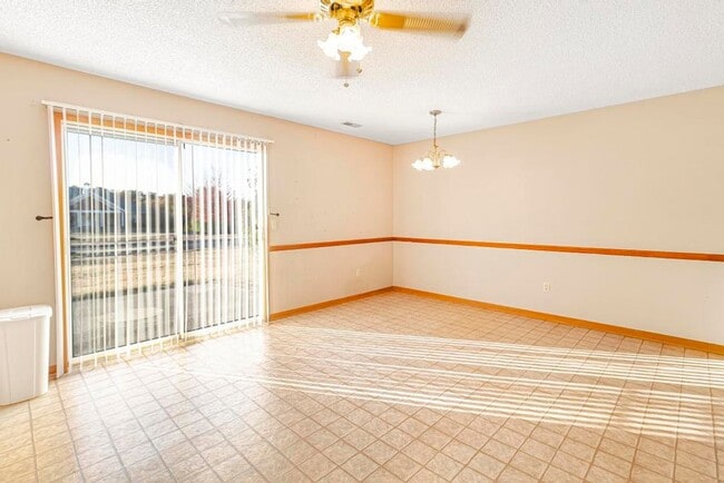 Building Photo - all electric home