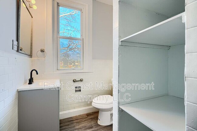 Building Photo - 2878 Harford Rd