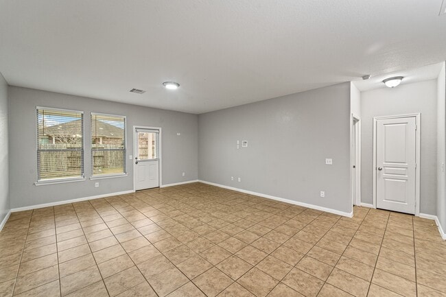 Building Photo - 815 Messina Ln