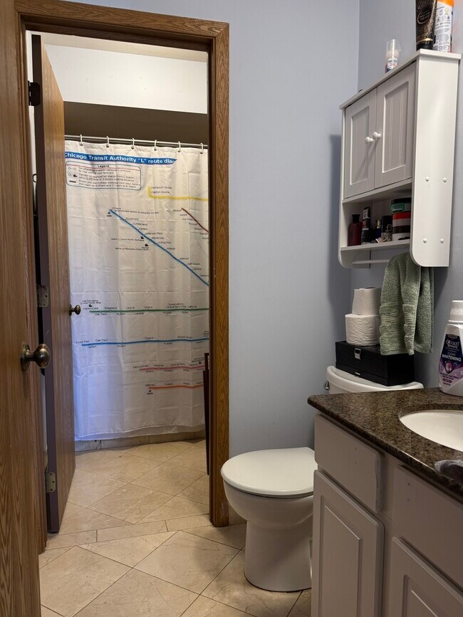 Building Photo - 1 Cedar Ct