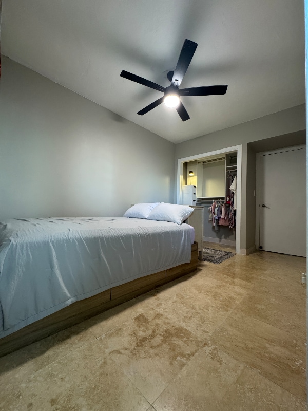 Building Photo - 2015 Ala Wai Blvd