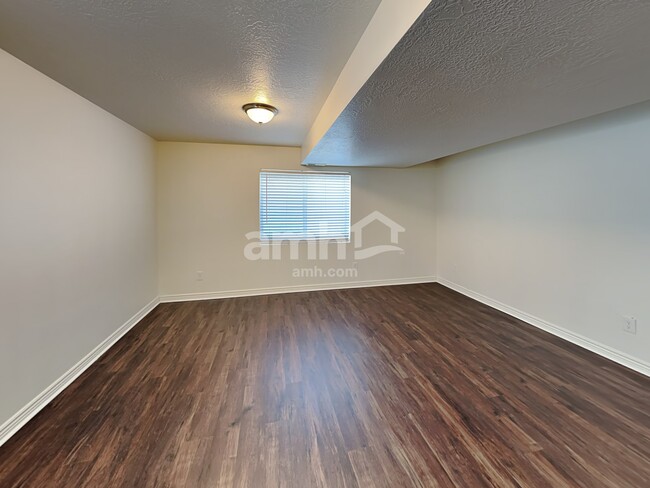 Building Photo - 4657 W Midas Park Rd