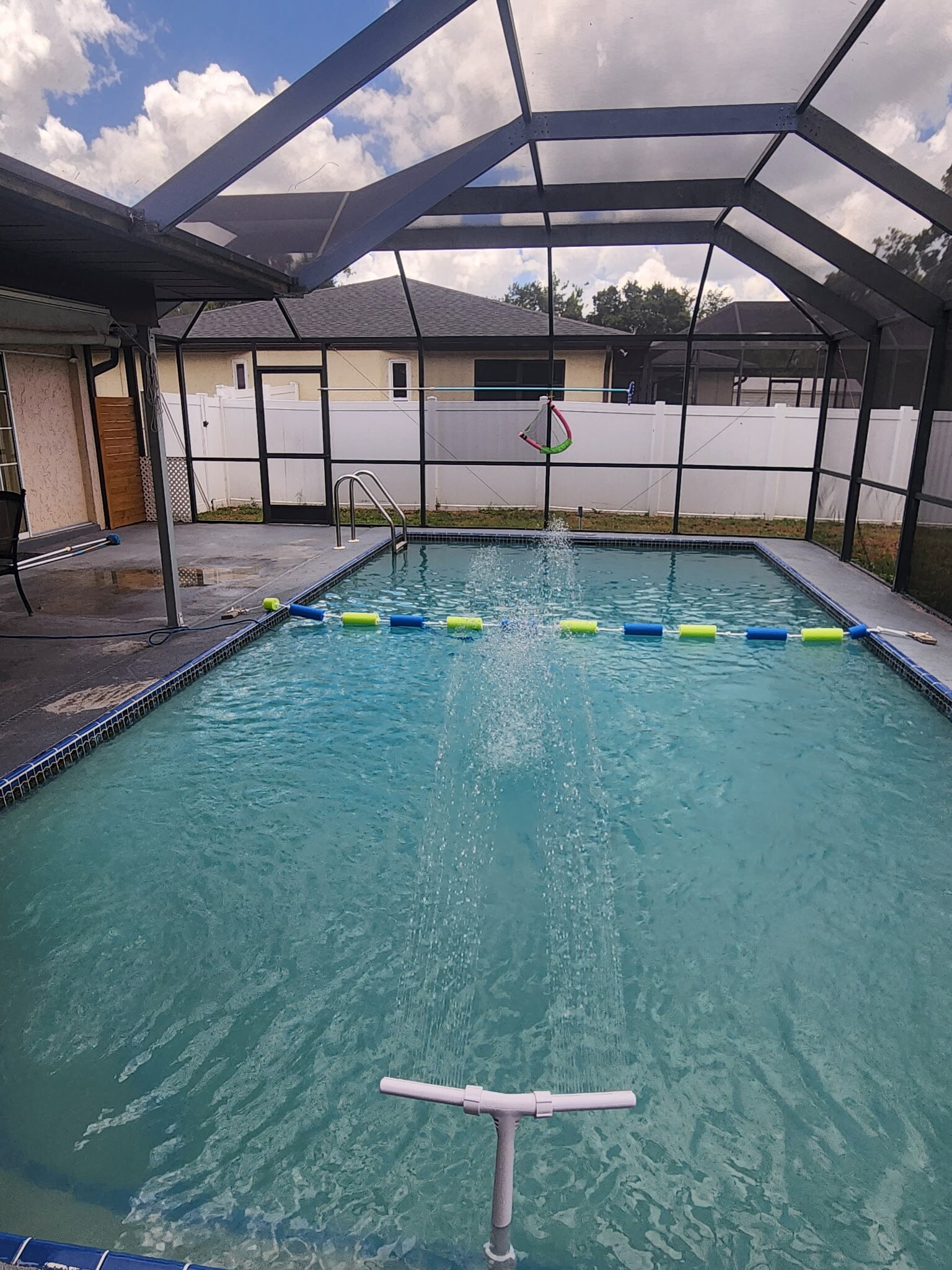 Pool - 3089 Kingston St