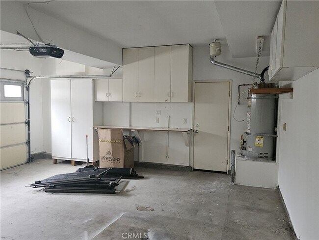 Building Photo - 21 Solstice