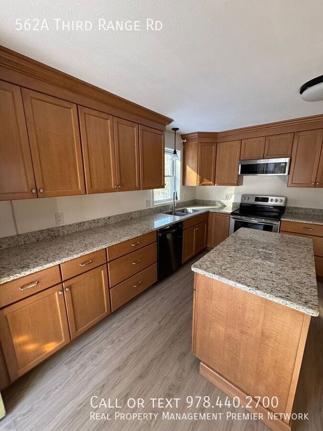 Building Photo - 562A Third Range Rd