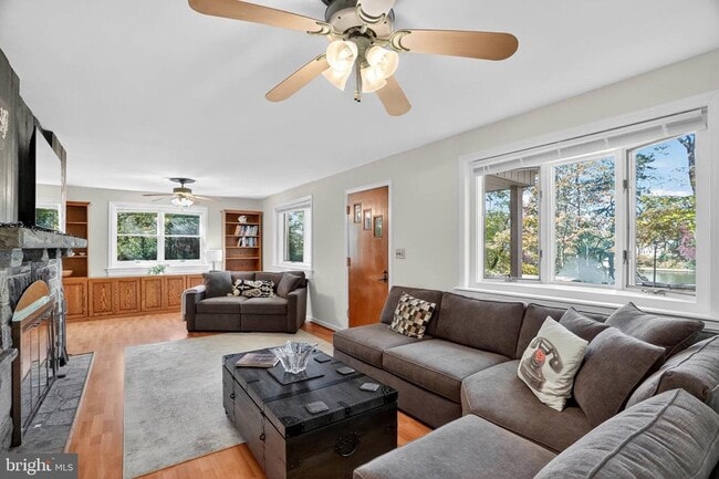 Building Photo - 616 Mcmagan Dr