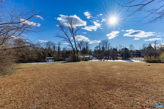 Building Photo - 703 Tilman Rd