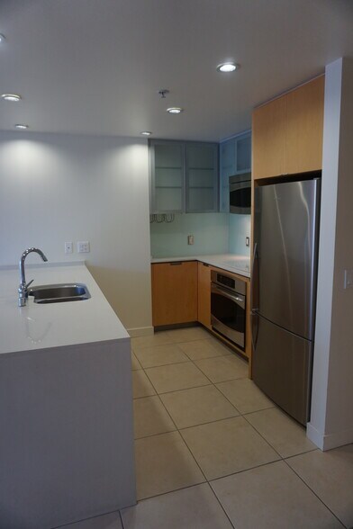 Building Photo - 1441 9th Ave