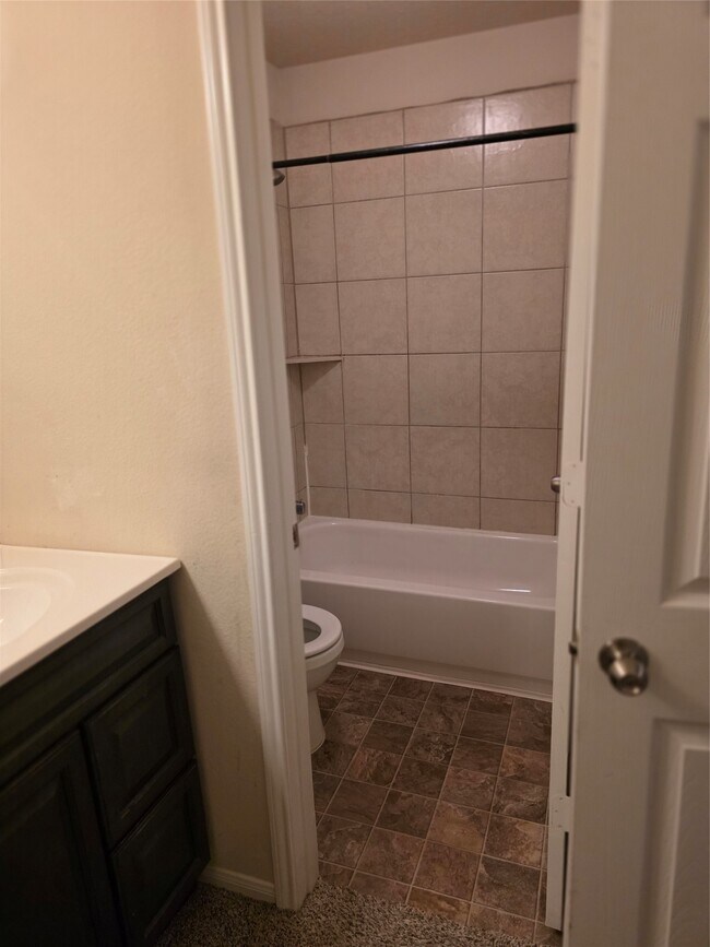 Building Photo - 12418 Greencanyon Dr