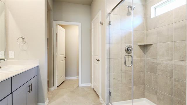 Building Photo - 417 Stagg St