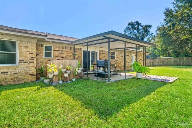 Building Photo - 4570 Yacht Harbor Dr