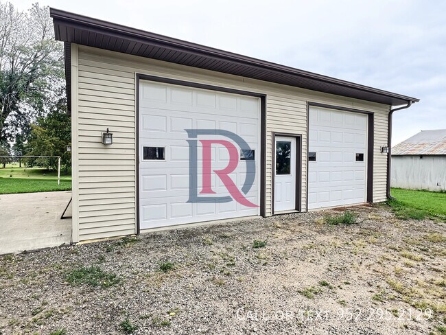 Building Photo - 7250 County Rd 19