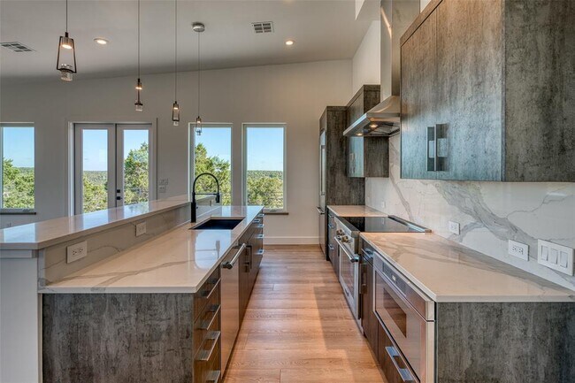 Building Photo - 8621 Nina Ln