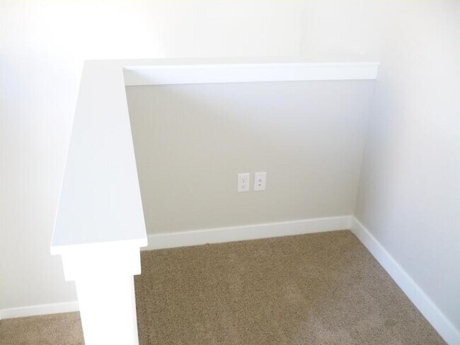 Building Photo - 102 S 1800 W