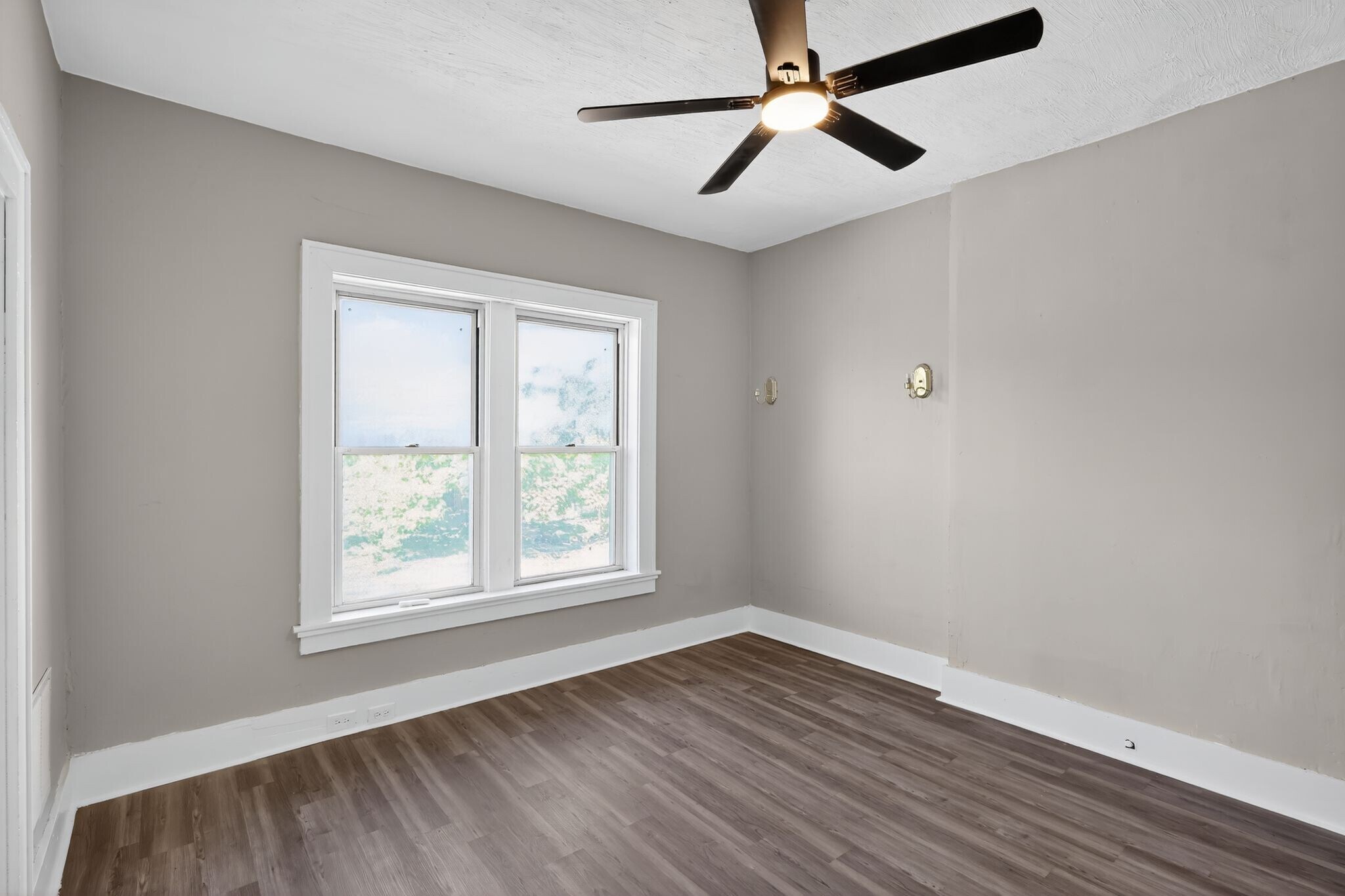 Building Photo - 4152 Delmar Blvd
