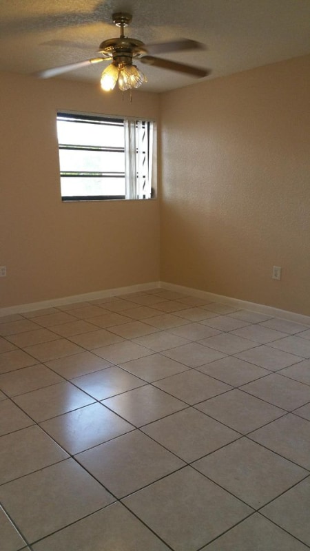 Building Photo - 1451 W 43rd Pl