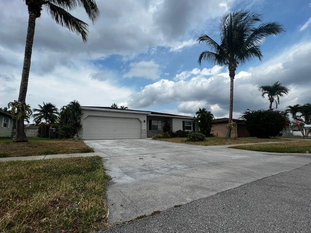 Building Photo - 4585 Betelnut St
