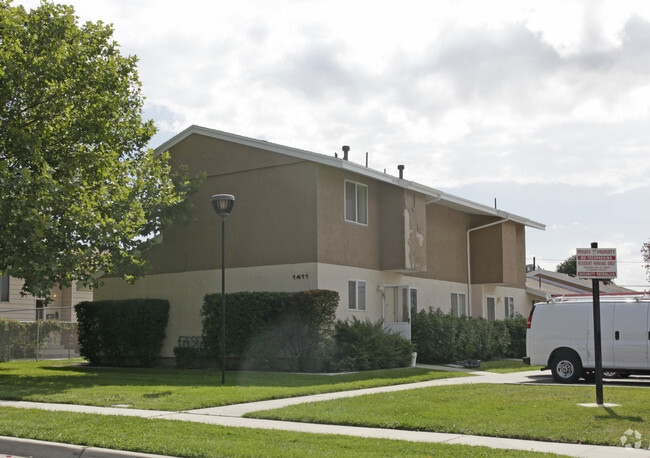 Building Photo - Pacific Avenue and Pacific Heights