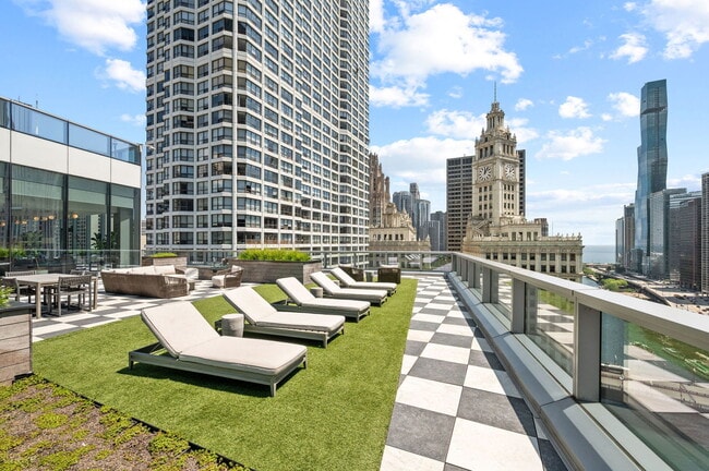 Building Photo - 403 N Wabash Ave