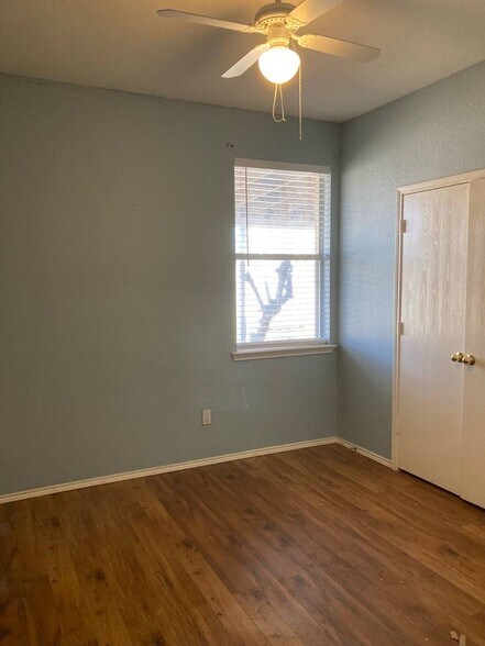 Building Photo - 3705 Cattlebaron Dr