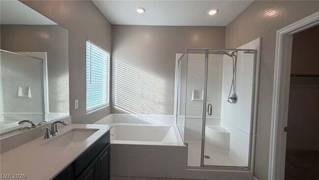 Building Photo - 6943 Denio Island St