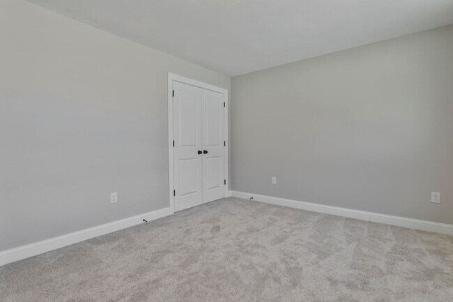 Building Photo - 39b Windsor lane