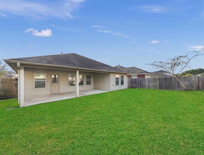 Building Photo - 25110 Hazel Ranch Dr