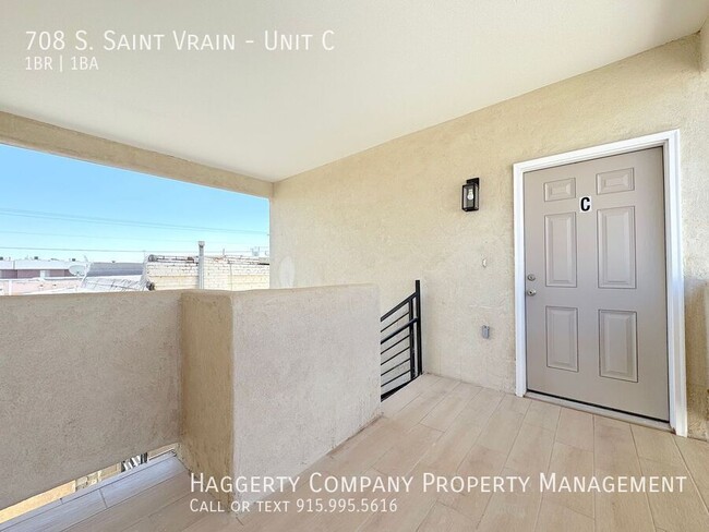 Building Photo - West/Central El Paso 1bed/1bath Refrig A/C...