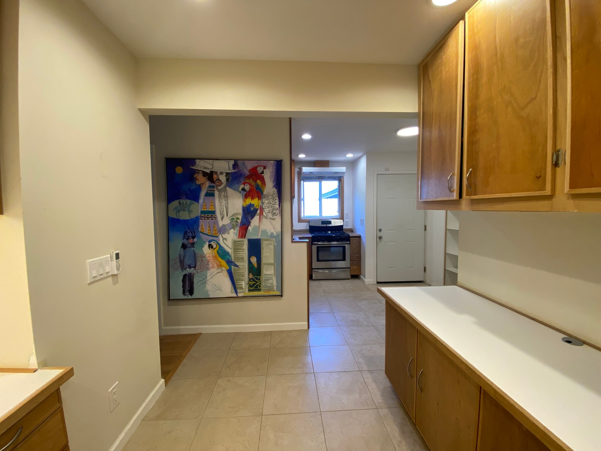 Office facing kitchen - 3708A Claudine St