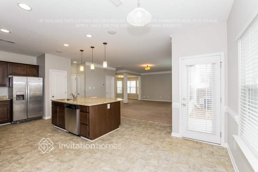 Building Photo - 2874 Chari Park Ln