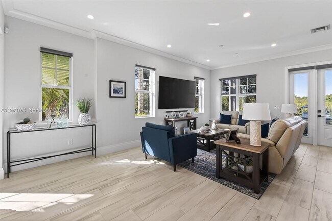 Building Photo - 620 Inlet Waters Cir