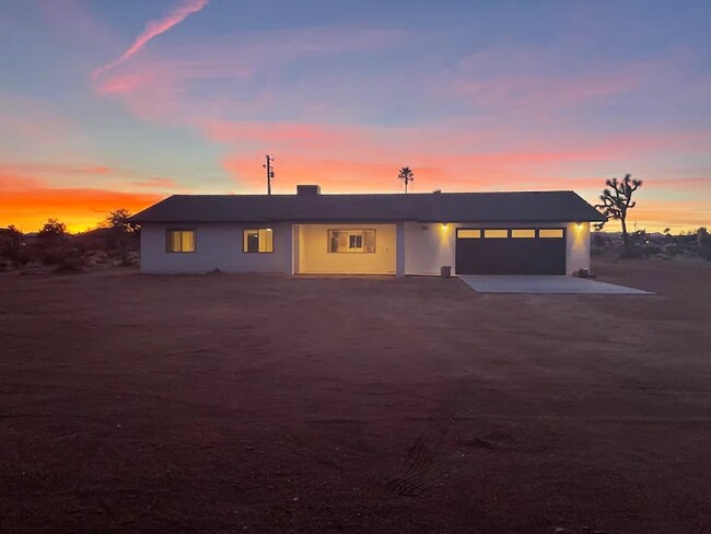 Building Photo - 3668 Avalon Ave