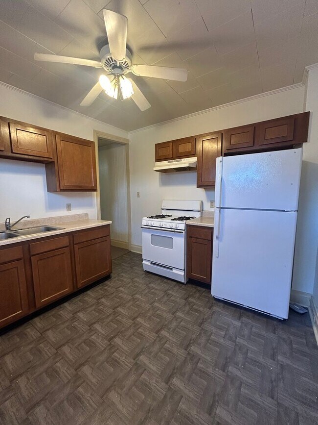 Building Photo - 7 Hummel Ave