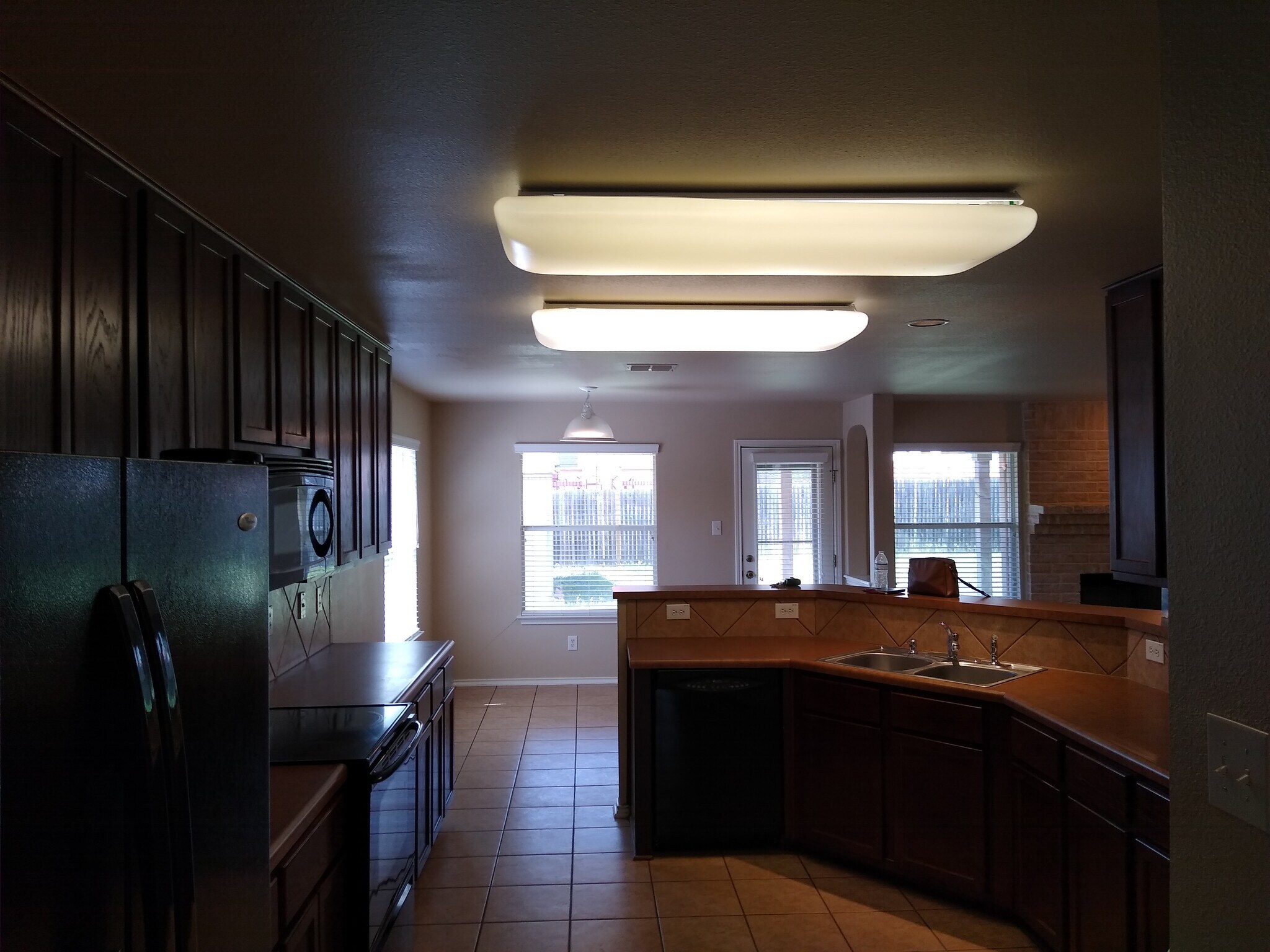 Kitchen (Pre-Remodel) - 10951 Mustang Spring
