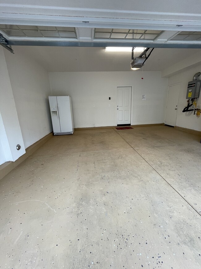 Building Photo - 179 Stage Trail Rd.